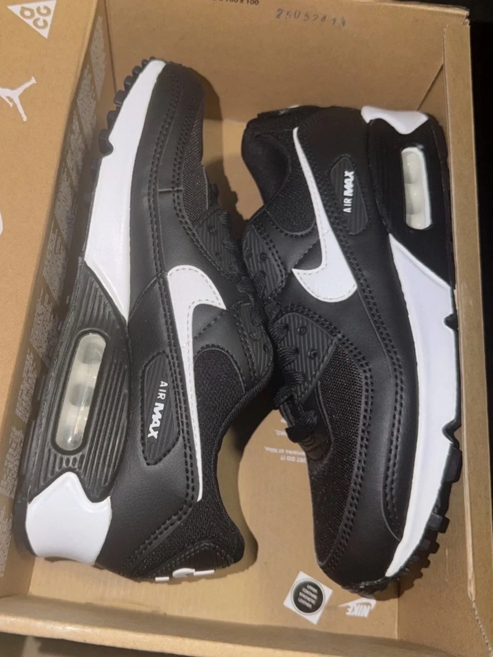 NIKE AIR MAX 90 LIFESTYLE WOMEN'S SZ 6 DH8010-002 BLACK WHITE